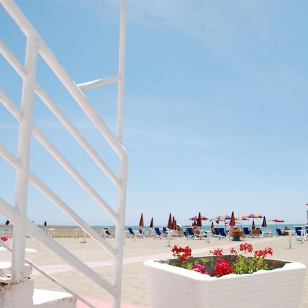 Hotel Villa Eleonora Скаурі Екстер'єр фото