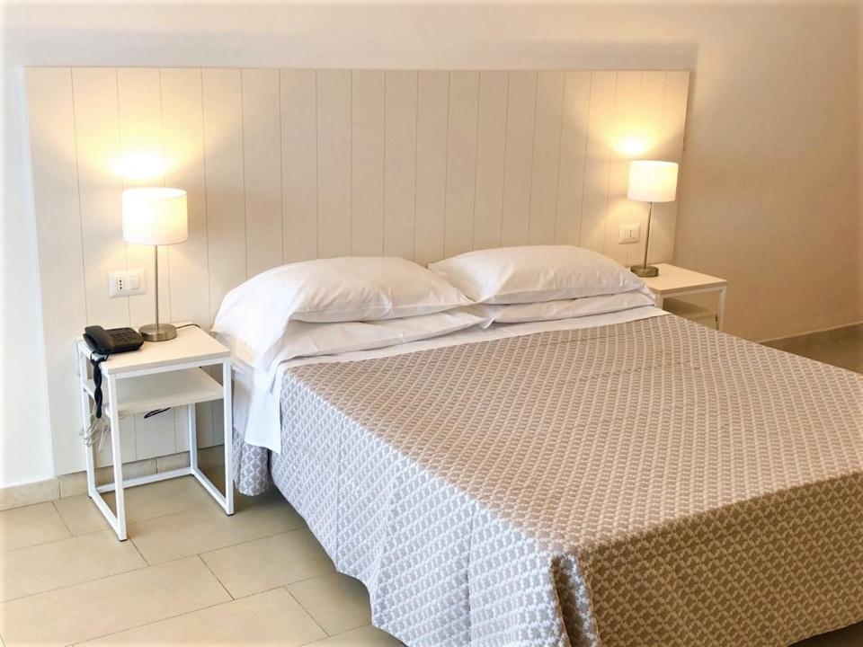 Hotel Villa Eleonora Скаурі Екстер'єр фото