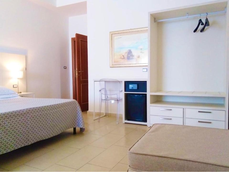Hotel Villa Eleonora Скаурі Екстер'єр фото