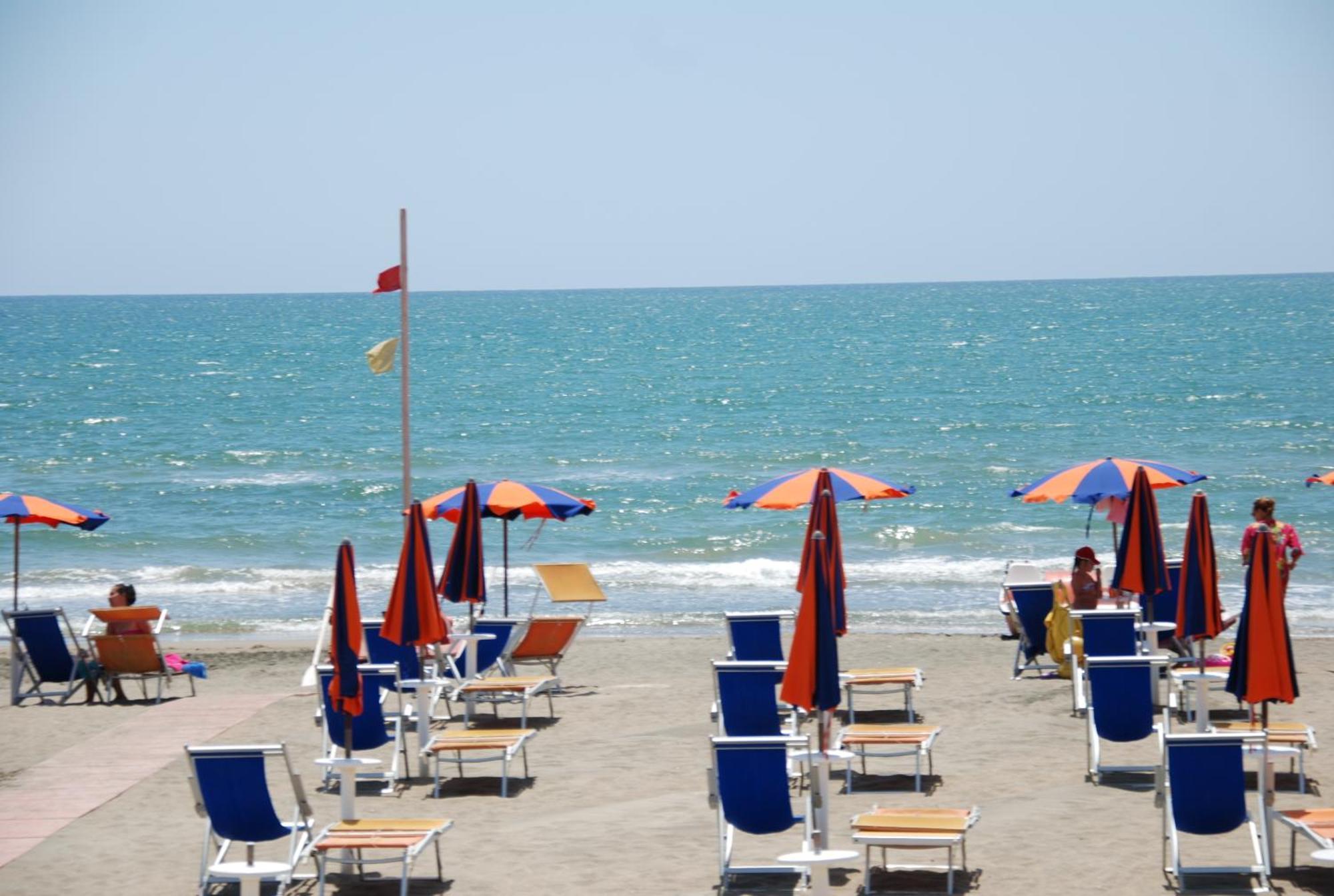 Hotel Villa Eleonora Скаурі Екстер'єр фото