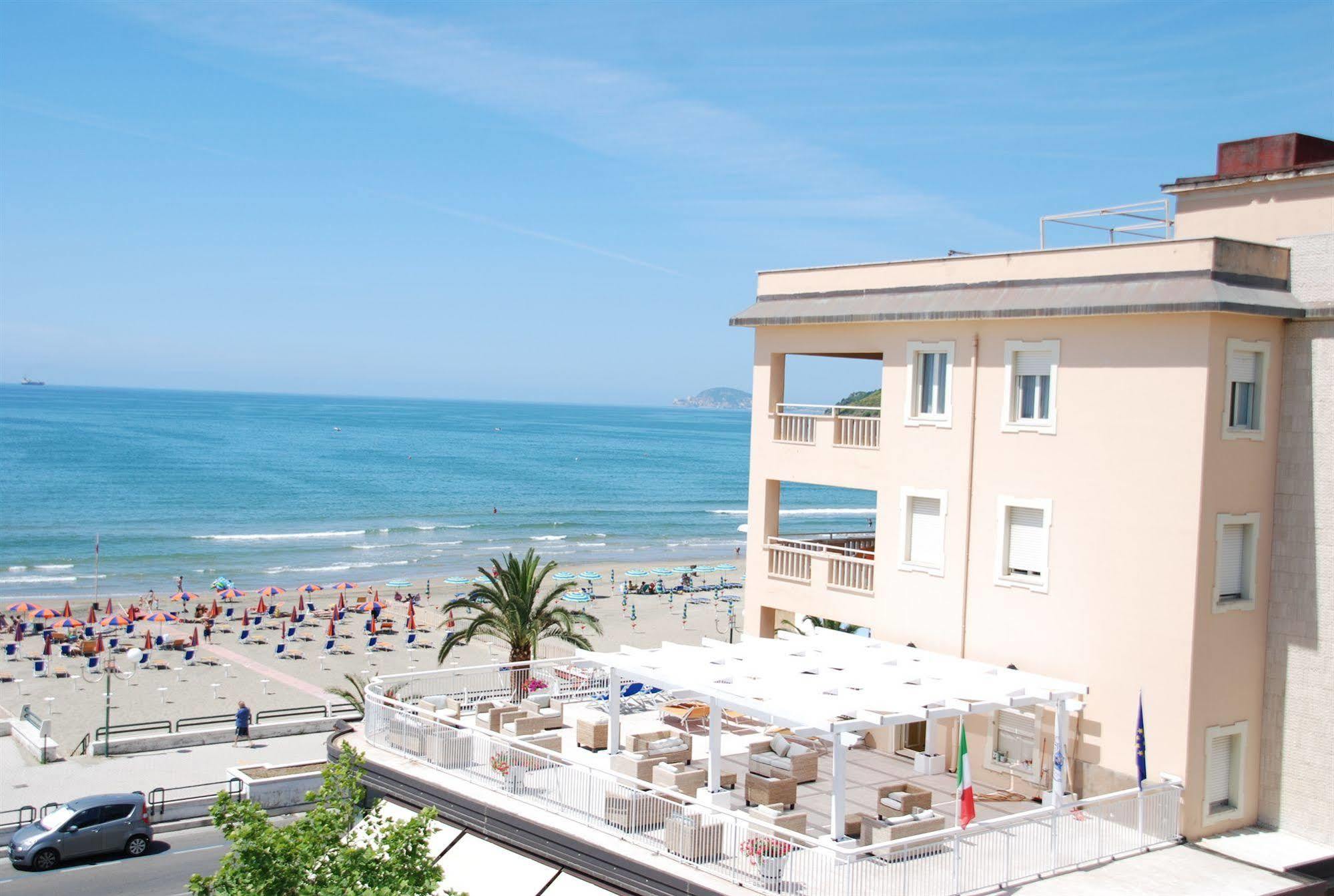Hotel Villa Eleonora Скаурі Екстер'єр фото