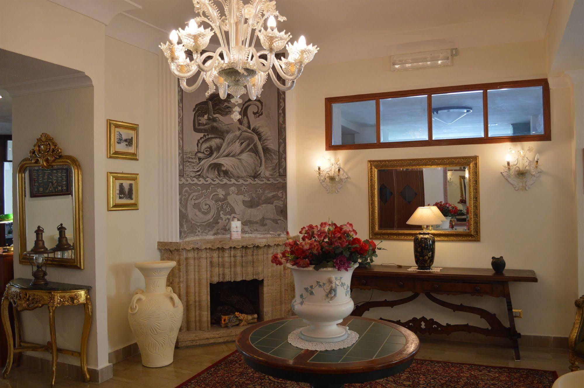Hotel Villa Eleonora Скаурі Екстер'єр фото