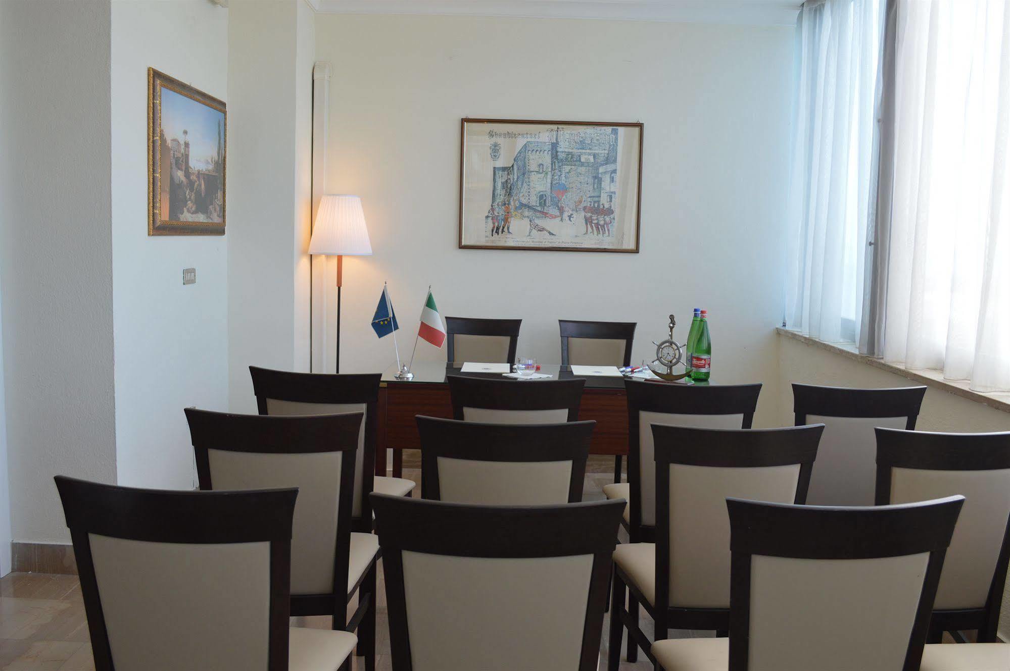 Hotel Villa Eleonora Скаурі Екстер'єр фото